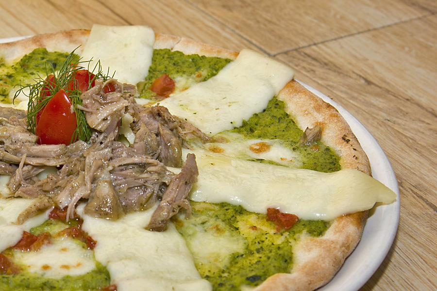 inycon sicilia in pizza vastedda valle belice dop farina impasto grani antichi siciliani