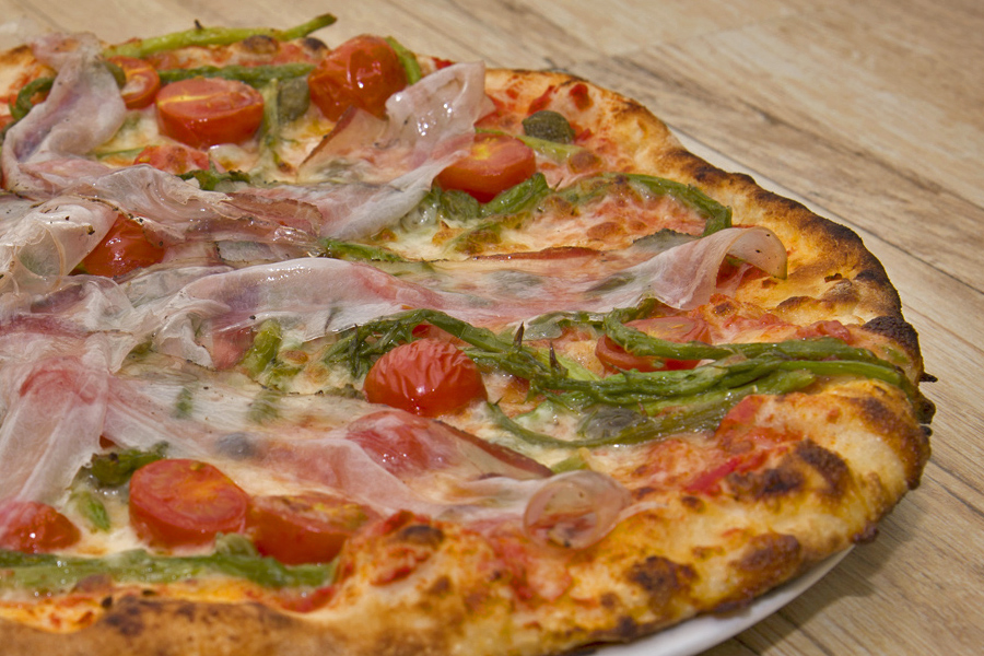 asparagina lago pozzillo sicilia in pizza vastedda valle belice dop farina impasto grani antichi siciliani